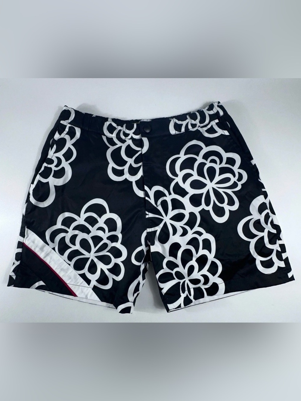 Descendant of Thieves Hybrid Swim Shorts Men's M Black White Floral Zip Pocket